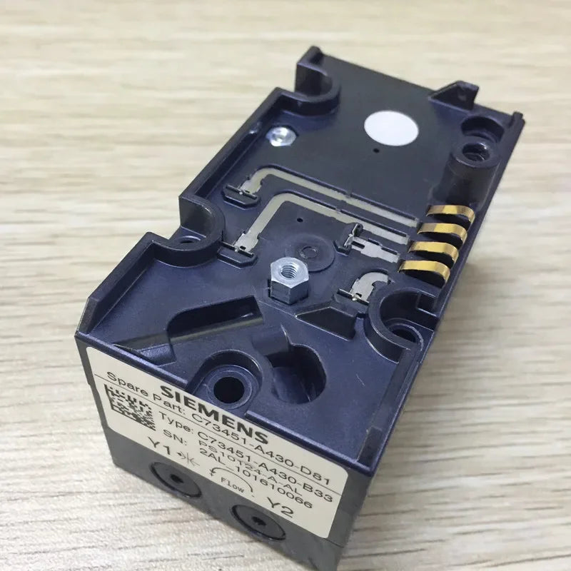 Siemens POSITIONER SIPART PS2 SPARE PART PNEUMATIC BLOCK  I/P C73451-A430-D80 C73451-A430-B30