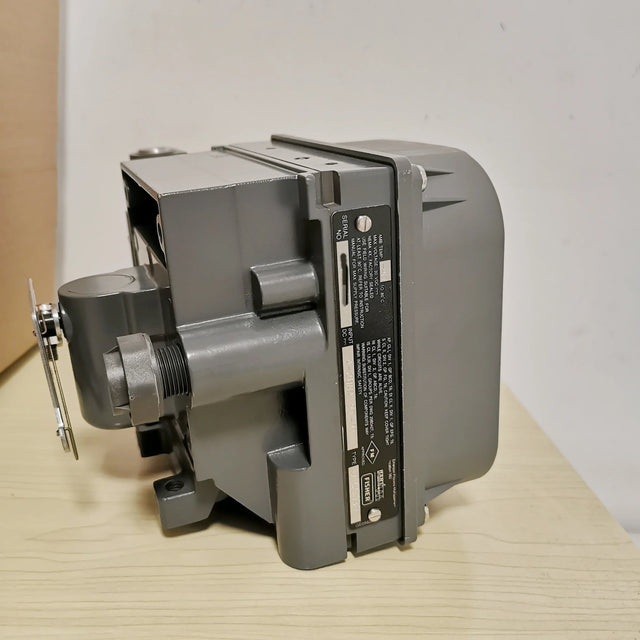 Double Acting Valve Positioner Fisher DVC6030